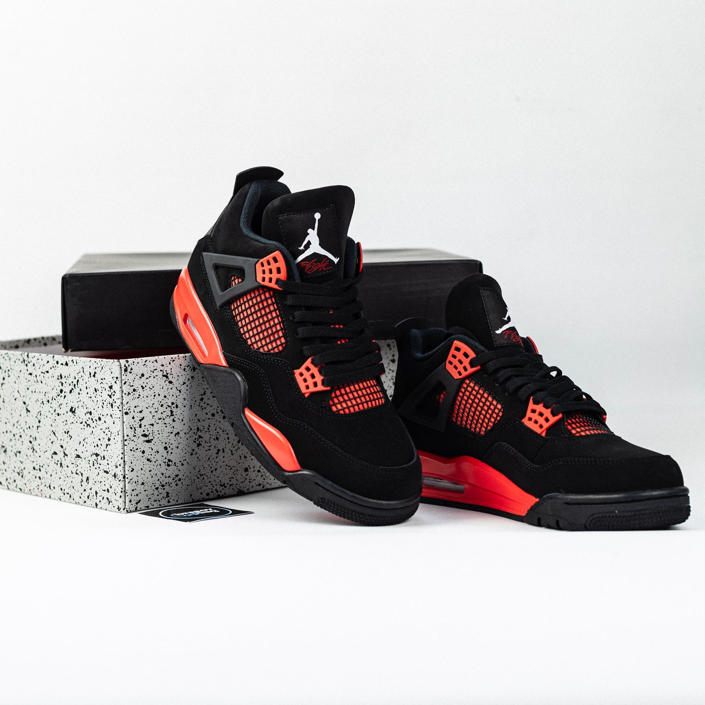 Jordan 4 Red Thunder